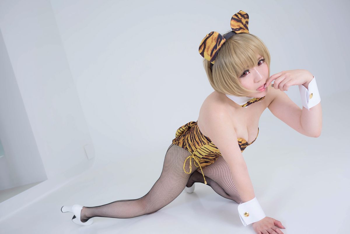 (C89) [Chợ Tsukiji (Uotani Gupiko)] Neco & Bunny