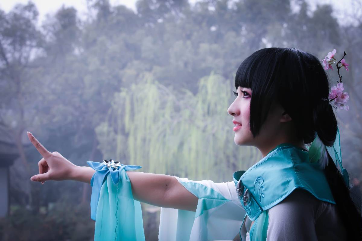 "Thanh kiếm Net 3" Changgemen Qinluo c o s p l a y