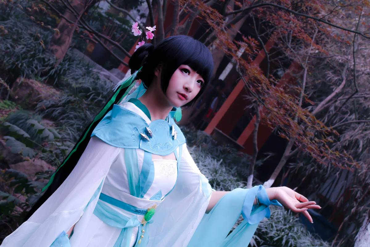 "Thanh kiếm Net 3" Changgemen Qinluo c o s p l a y