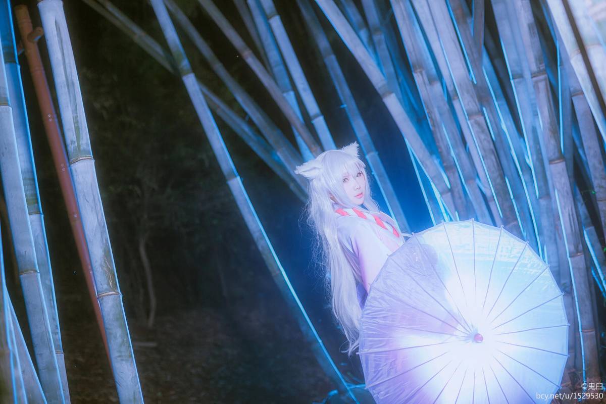 Kimono c o s p l biến đổi cổ tích bạc "