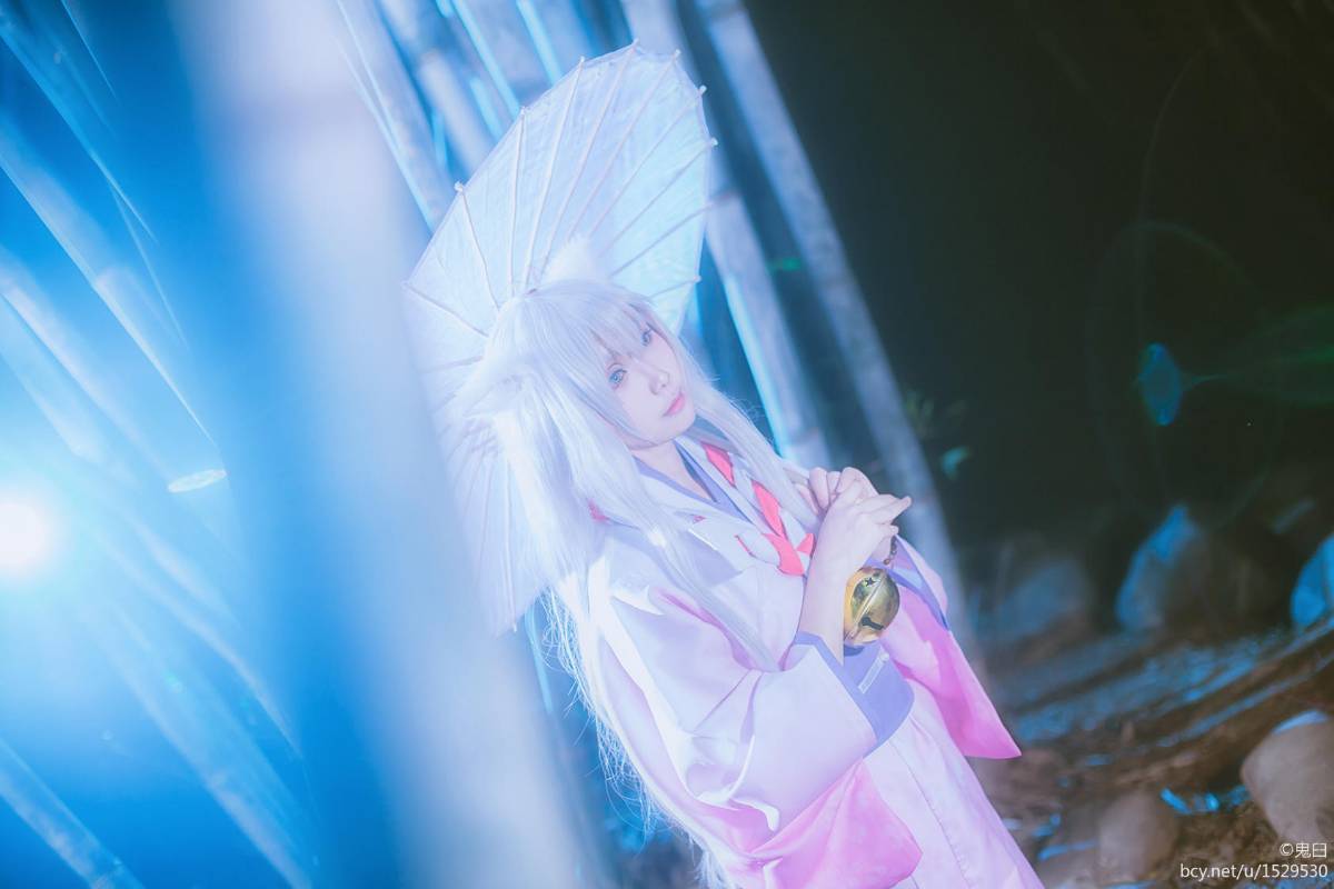 Kimono c o s p l biến đổi cổ tích bạc "