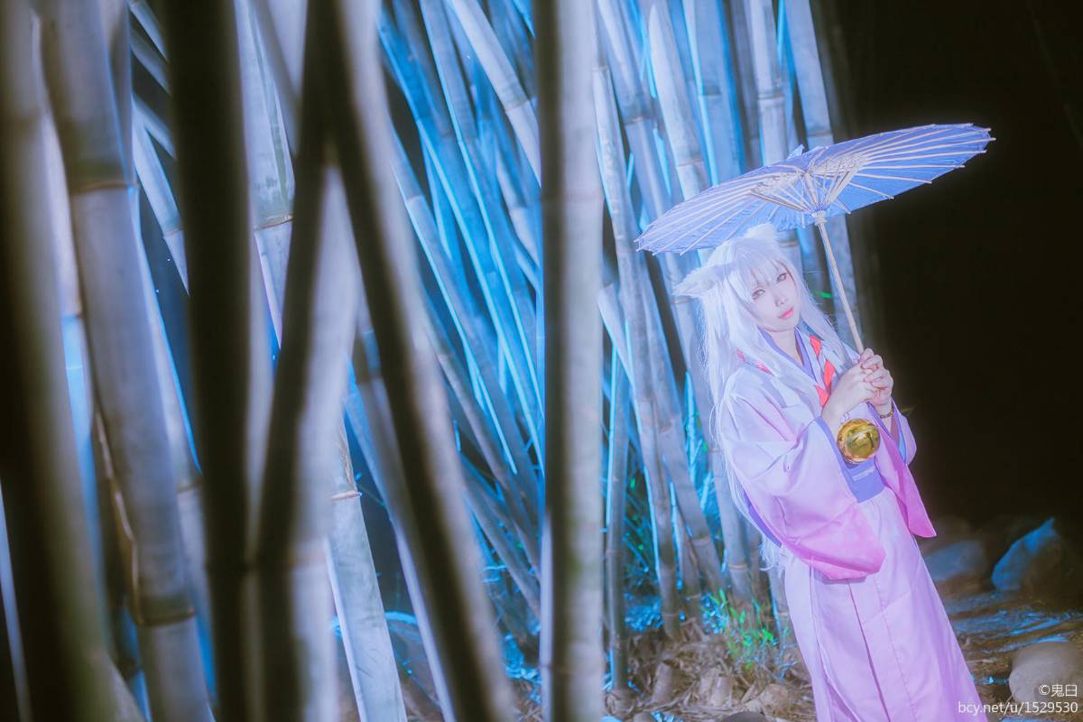 Kimono c o s p l biến đổi cổ tích bạc "