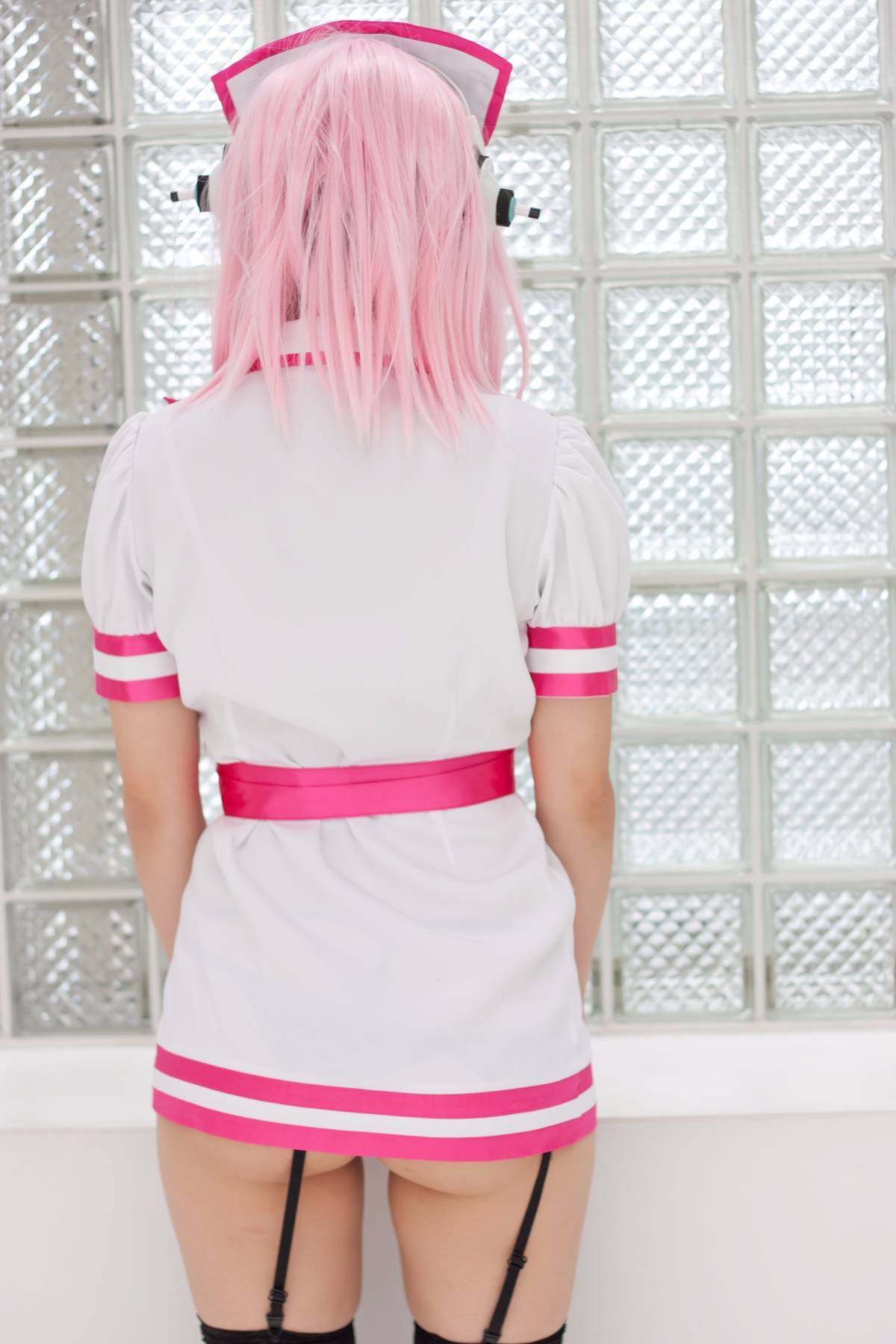 [Câu lạc bộ ảnh nữ] Sinh viên tốt nghiệp trường trung học Cosplayer 18 tuổi được phát hành