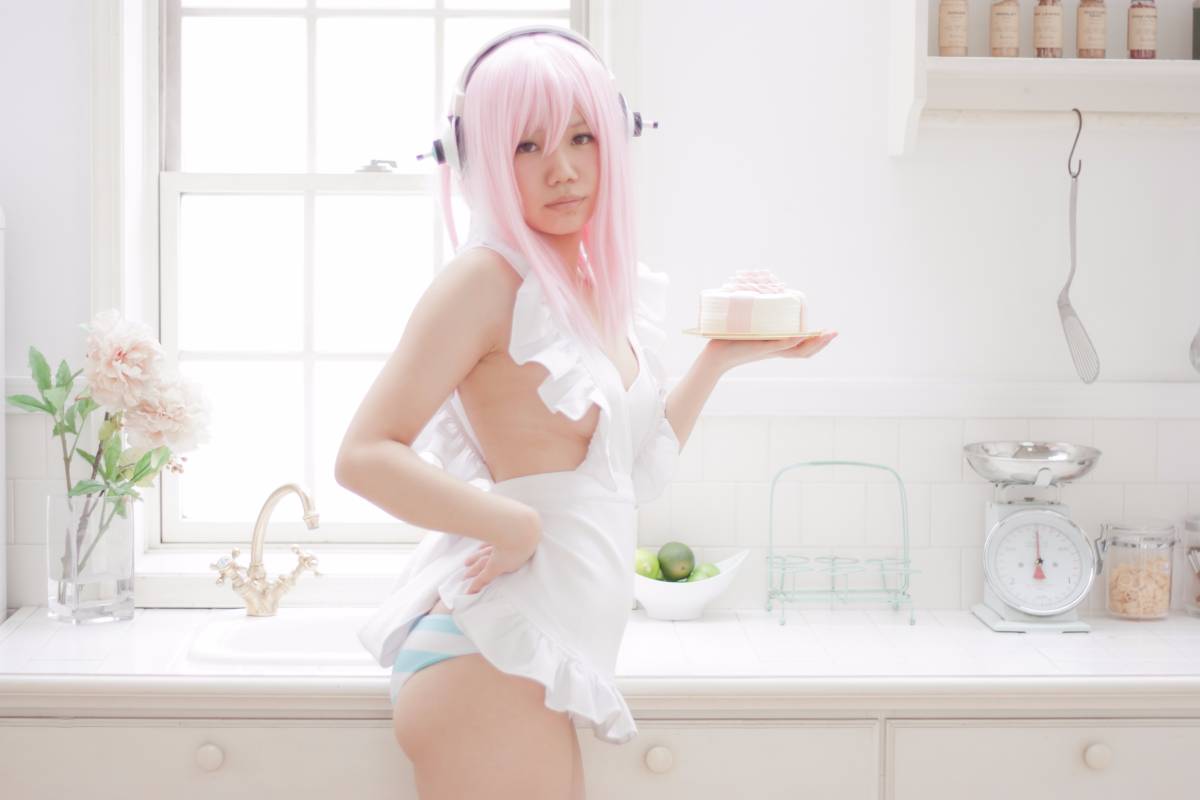 [Câu lạc bộ ảnh nữ] Sinh viên tốt nghiệp trường trung học Cosplayer 18 tuổi được phát hành