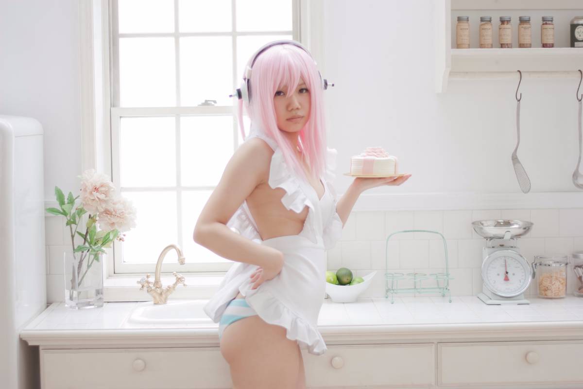 [Câu lạc bộ ảnh nữ] Sinh viên tốt nghiệp trường trung học Cosplayer 18 tuổi được phát hành