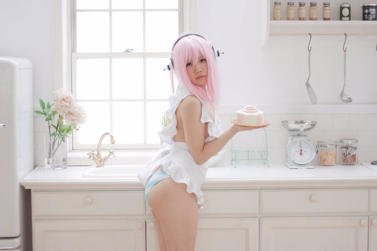 [Câu lạc bộ ảnh nữ] Sinh viên tốt nghiệp trường trung học Cosplayer 18 tuổi được phát hành