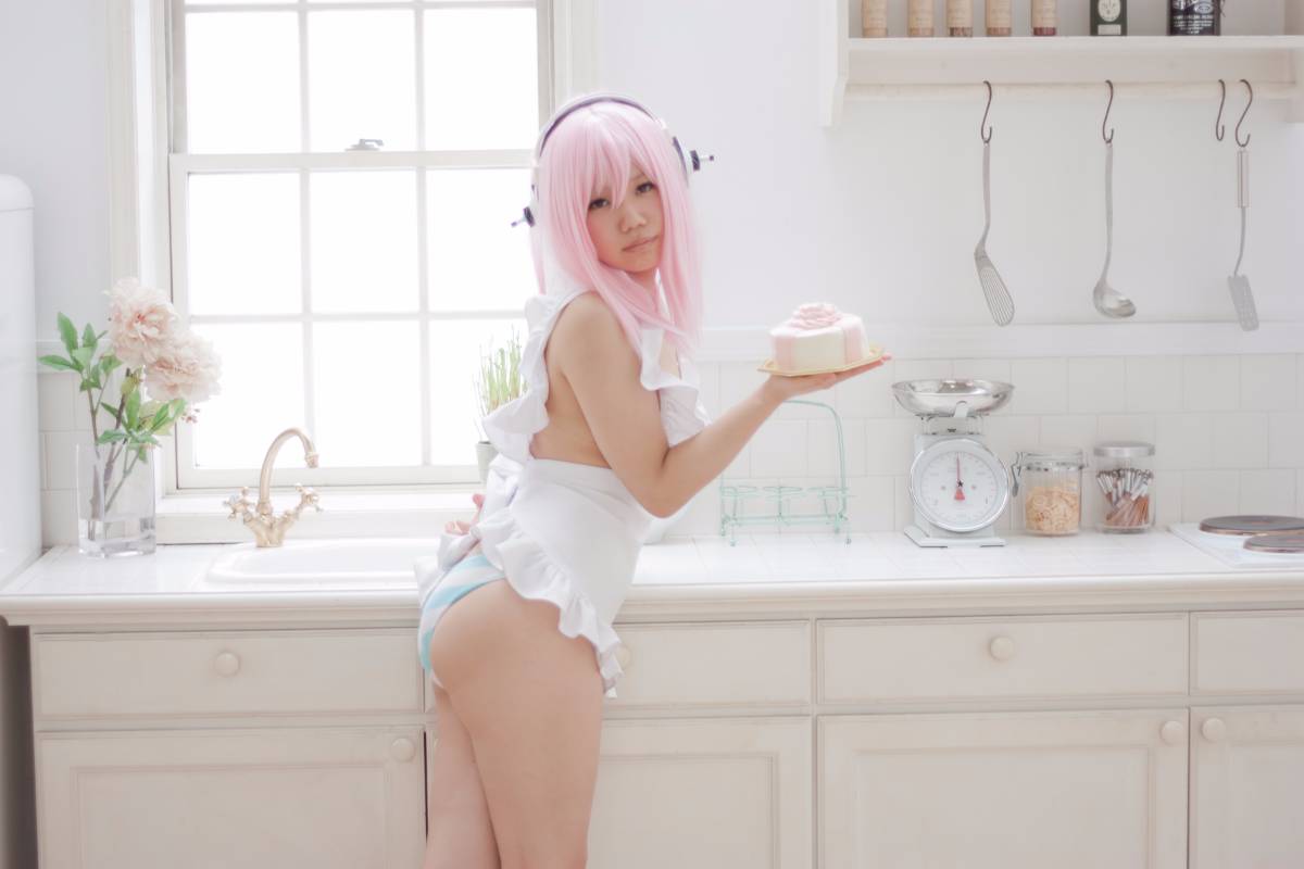 [Câu lạc bộ ảnh nữ] Sinh viên tốt nghiệp trường trung học Cosplayer 18 tuổi được phát hành