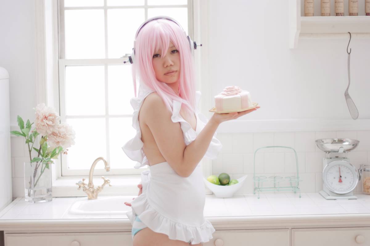 [Câu lạc bộ ảnh nữ] Sinh viên tốt nghiệp trường trung học Cosplayer 18 tuổi được phát hành