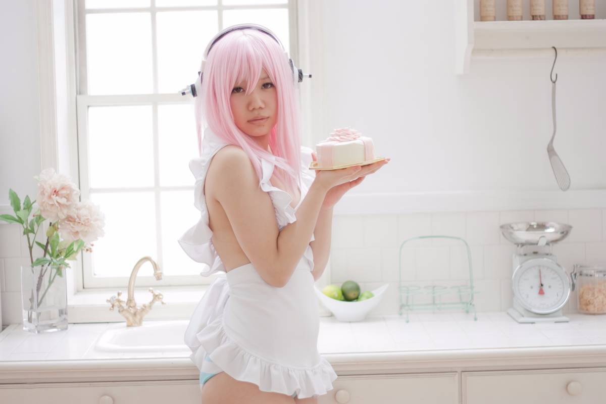 [Câu lạc bộ ảnh nữ] Sinh viên tốt nghiệp trường trung học Cosplayer 18 tuổi được phát hành