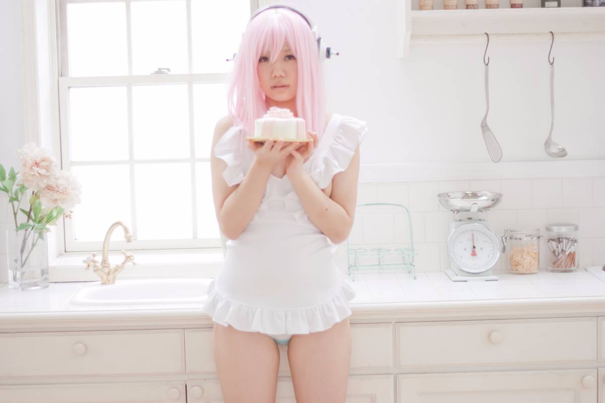 [Câu lạc bộ ảnh nữ] Sinh viên tốt nghiệp trường trung học Cosplayer 18 tuổi được phát hành