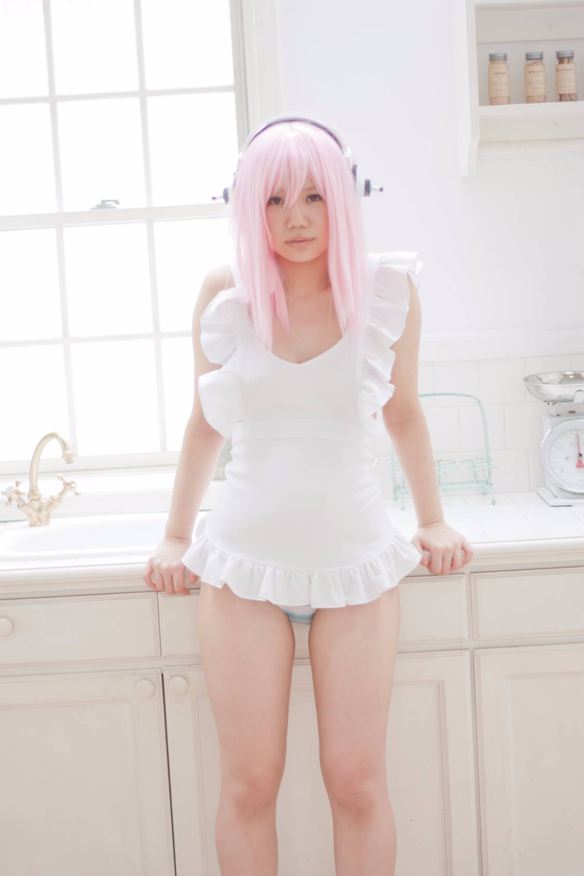 [Câu lạc bộ ảnh nữ] Sinh viên tốt nghiệp trường trung học Cosplayer 18 tuổi được phát hành