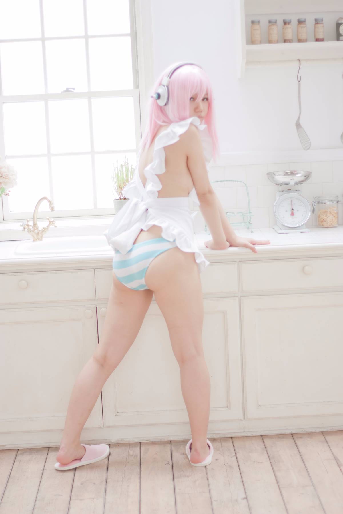 [Câu lạc bộ ảnh nữ] Sinh viên tốt nghiệp trường trung học Cosplayer 18 tuổi được phát hành