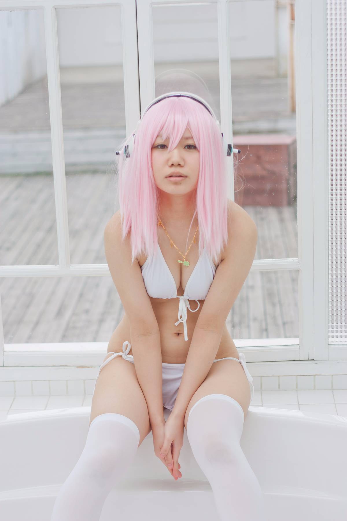 [Câu lạc bộ ảnh nữ] Sinh viên tốt nghiệp trường trung học Cosplayer 18 tuổi được phát hành