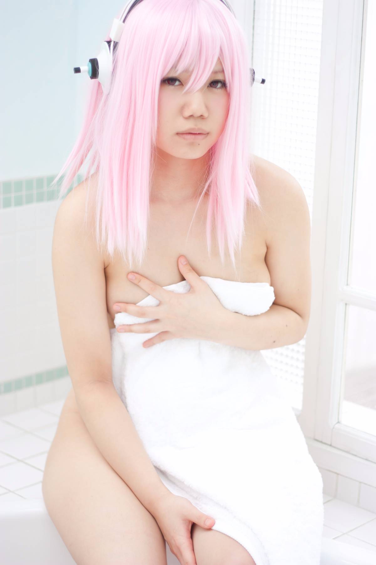 [Câu lạc bộ ảnh nữ] Sinh viên tốt nghiệp trường trung học Cosplayer 18 tuổi được phát hành