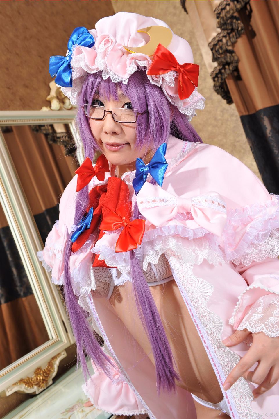 Charm nhỏ Fleur 09 hoắc hương