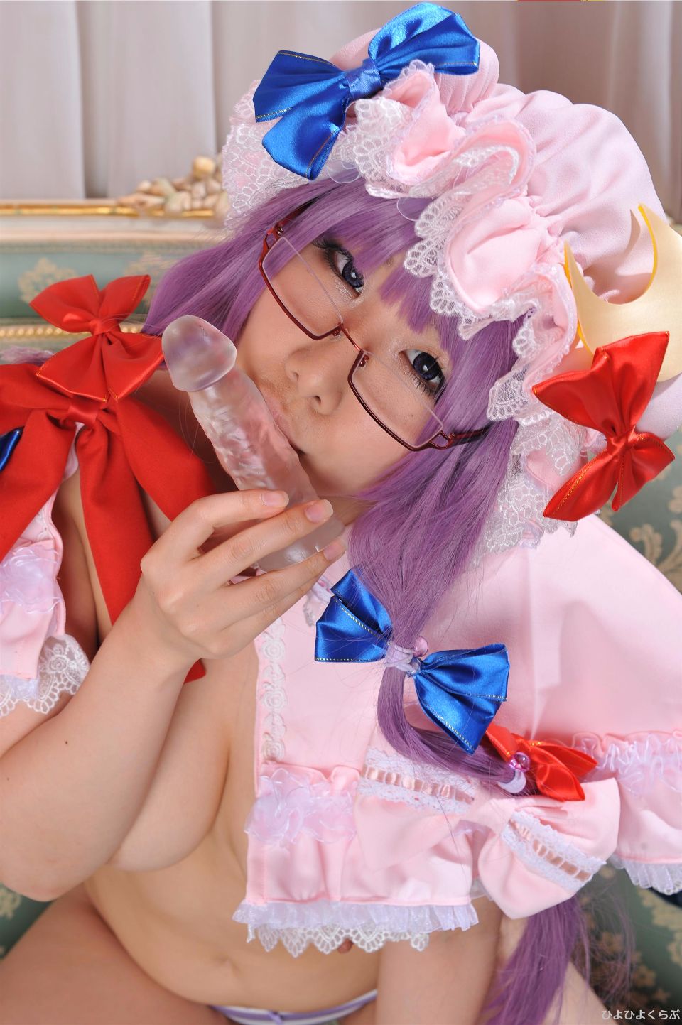 Charm nhỏ Fleur 09 hoắc hương