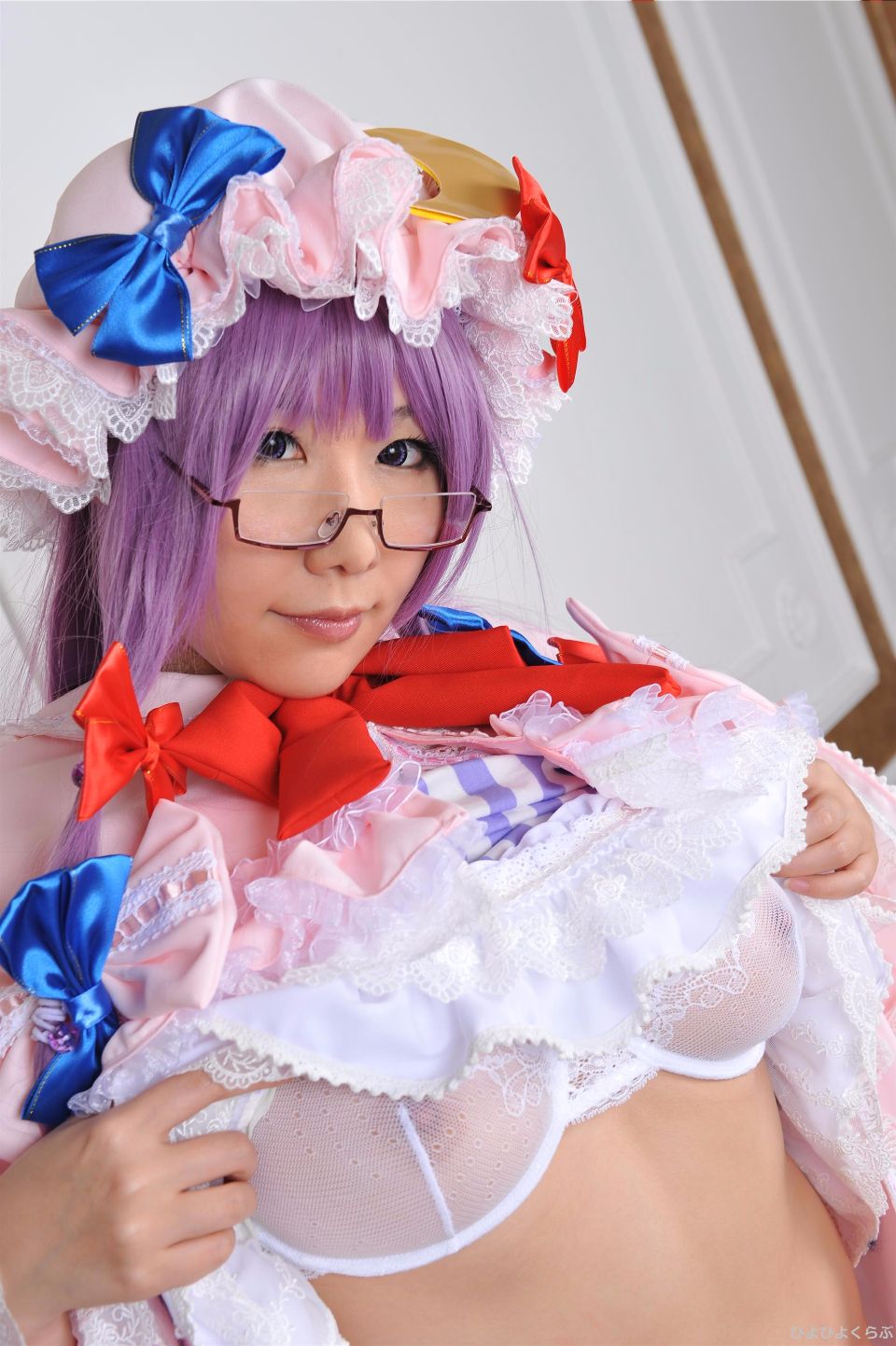 Charm nhỏ Fleur 09 hoắc hương