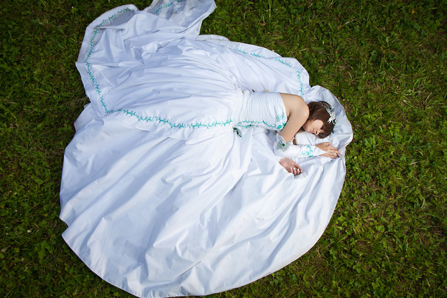 "Final Fantasy 9" Princess White Dress C o s p l a y