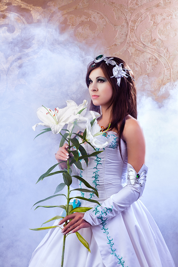 "Final Fantasy 9" Princess White Dress C o s p l a y