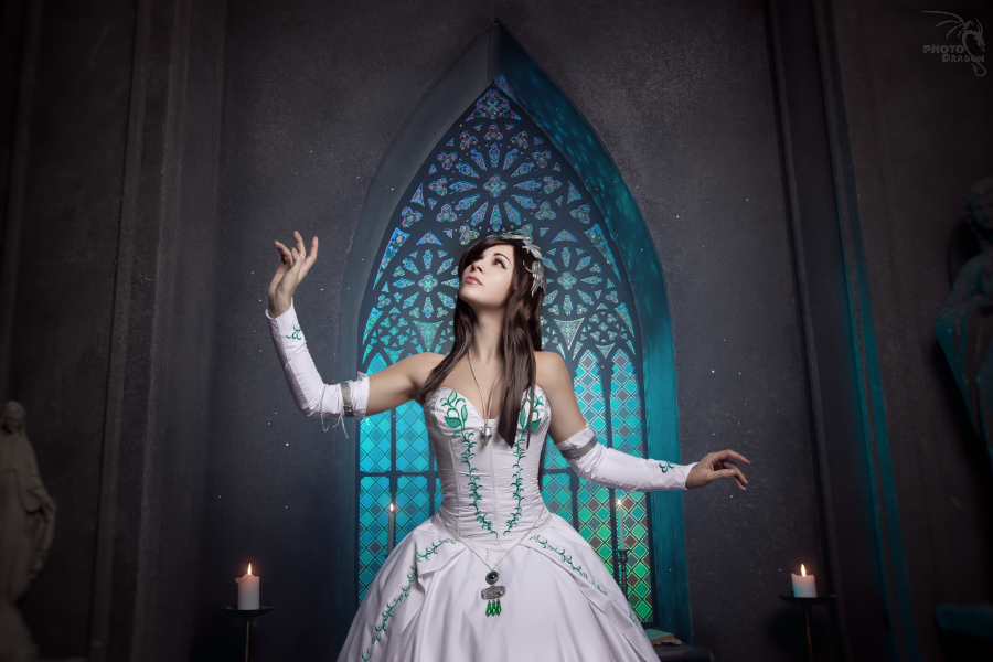 "Final Fantasy 9" Princess White Dress C o s p l a y