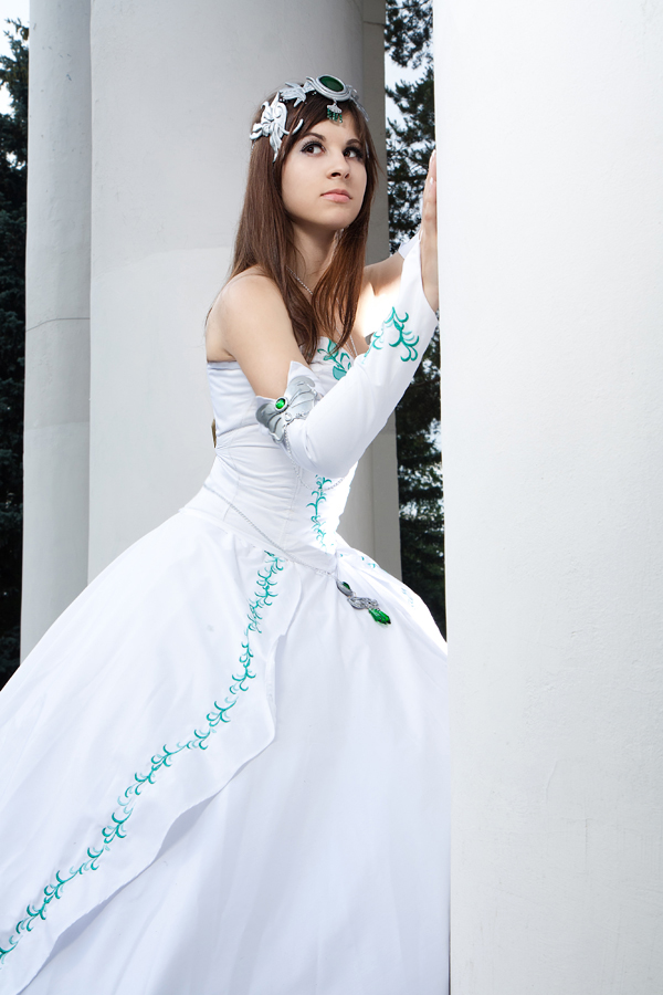 "Final Fantasy 9" Princess White Dress C o s p l a y