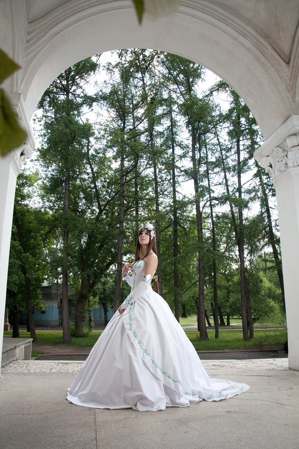 "Final Fantasy 9" Princess White Dress C o s p l a y