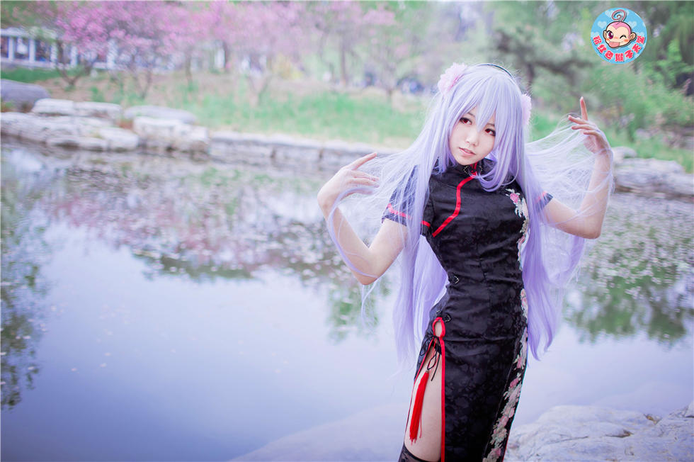 "Vocaloid" Haku Cheongsam phiên bản c o s p l a y