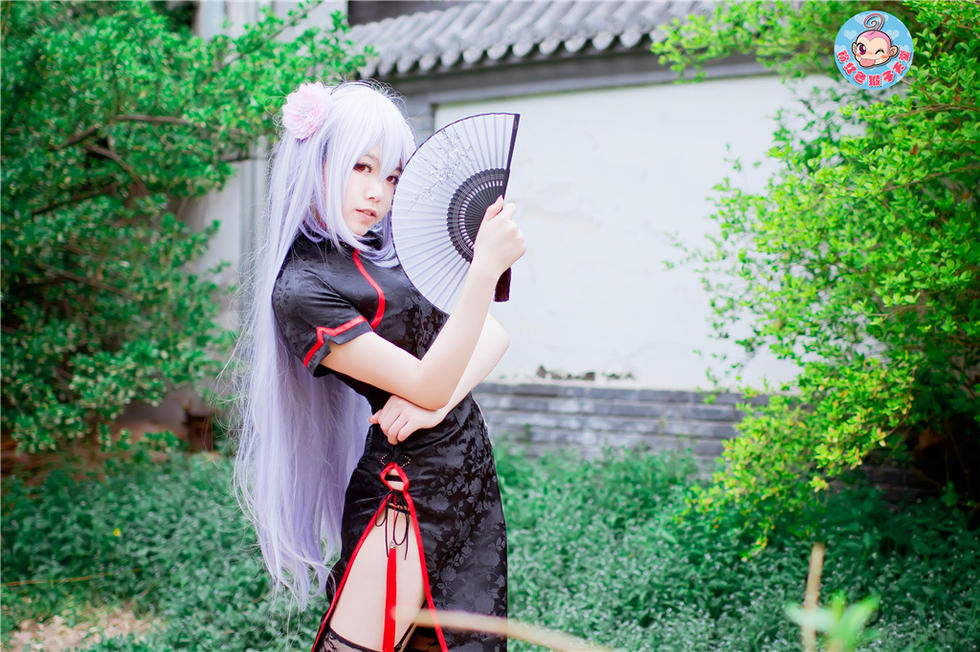 "Vocaloid" Haku Cheongsam phiên bản c o s p l a y