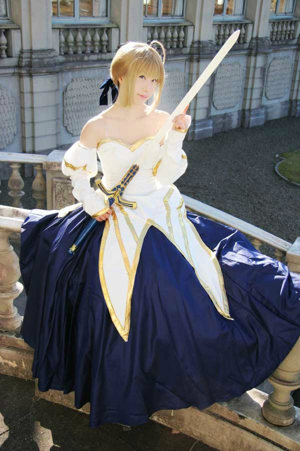 "Kỷ niệm lần thứ mười của Tháng mô hình" Saber mặc quần áo chéo Yueji Cosplay