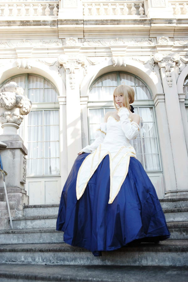 "Kỷ niệm lần thứ mười của Tháng mô hình" Saber mặc quần áo chéo Yueji Cosplay