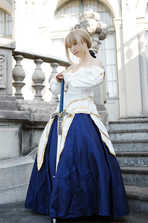 "Kỷ niệm lần thứ mười của Tháng mô hình" Saber mặc quần áo chéo Yueji Cosplay