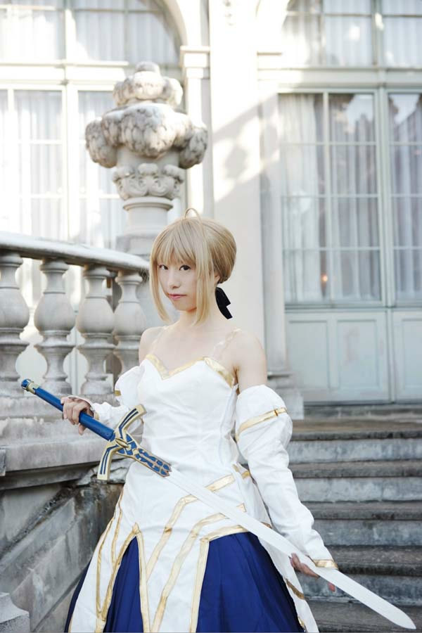 "Kỷ niệm lần thứ mười của Tháng mô hình" Saber mặc quần áo chéo Yueji Cosplay