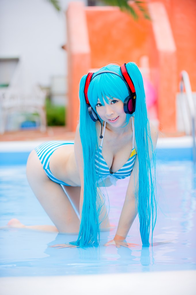Hatsune Miku (Bikini Ver.)