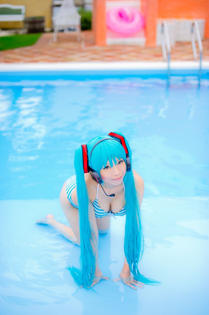 Hatsune Miku (Bikini Ver.)
