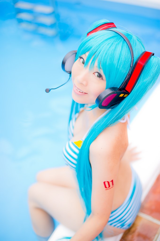 Hatsune Miku (Bikini Ver.)