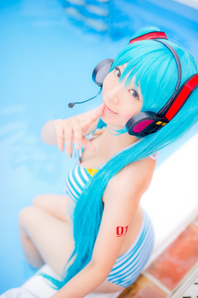 Hatsune Miku (Bikini Ver.)