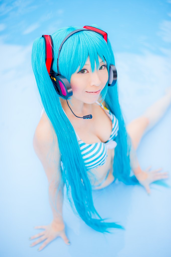 Hatsune Miku (Bikini Ver.)