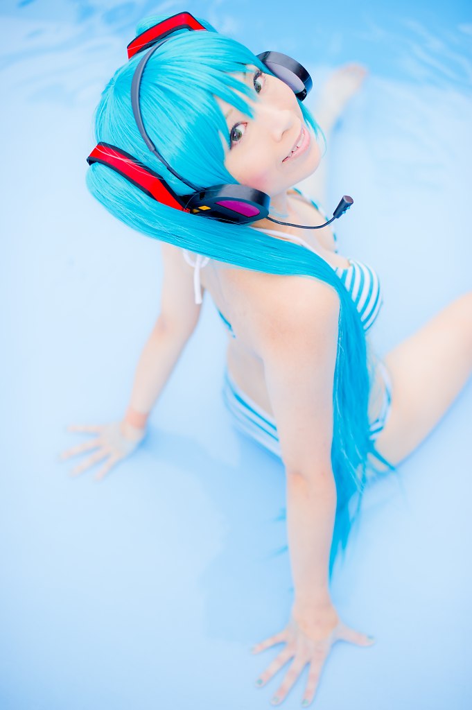 Hatsune Miku (Bikini Ver.)