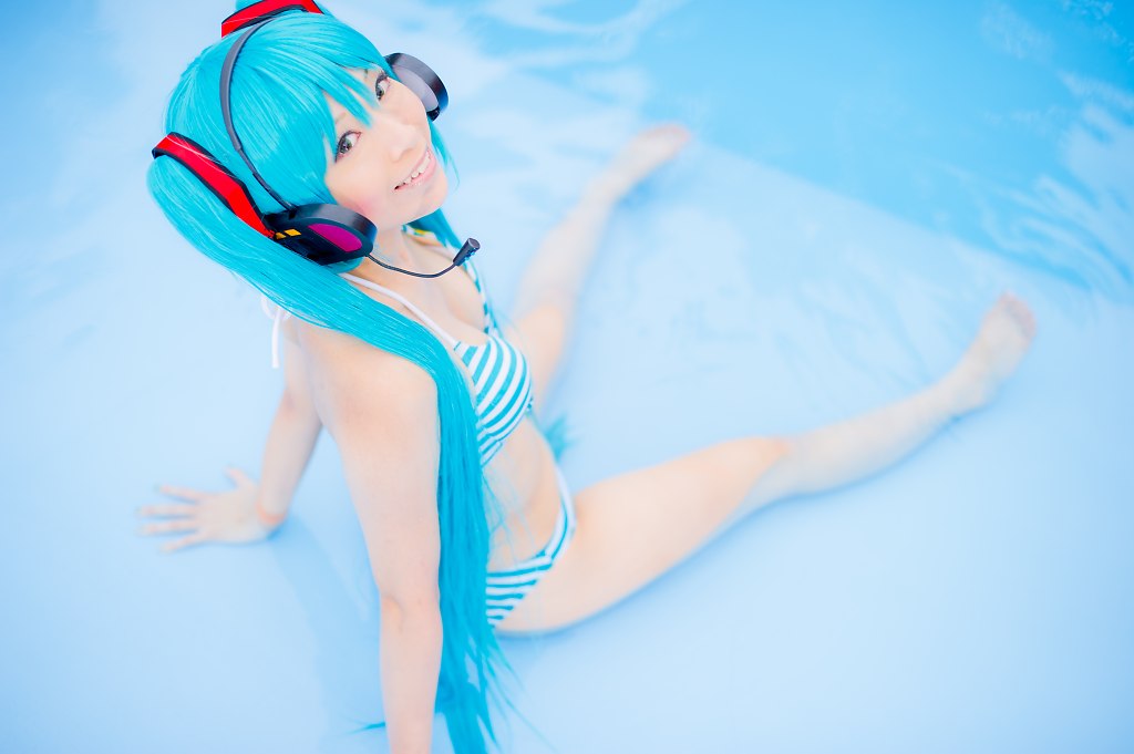 Hatsune Miku (Bikini Ver.)