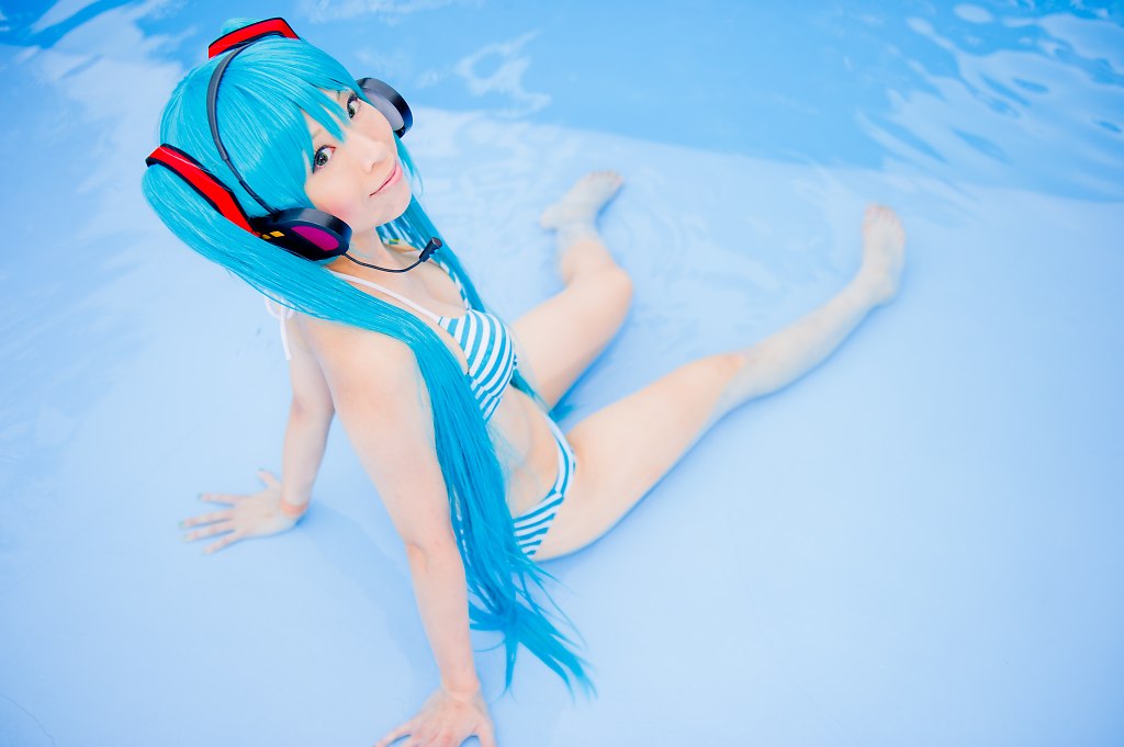 Hatsune Miku (Bikini Ver.)