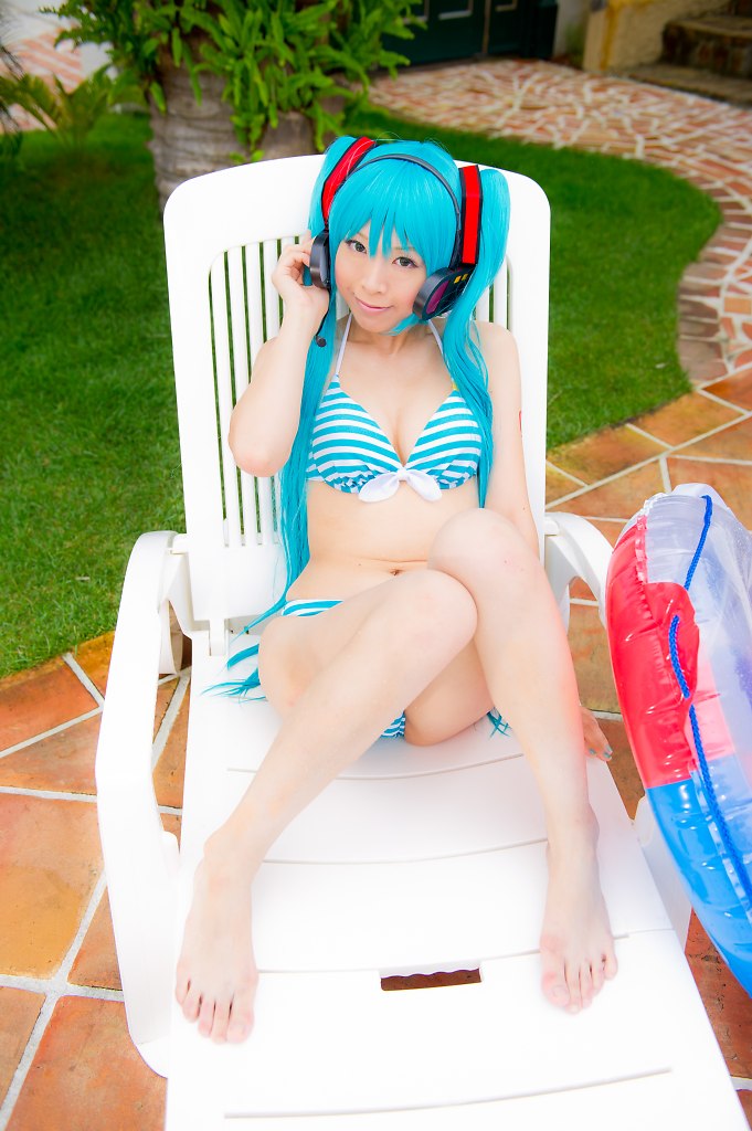Hatsune Miku (Bikini Ver.)