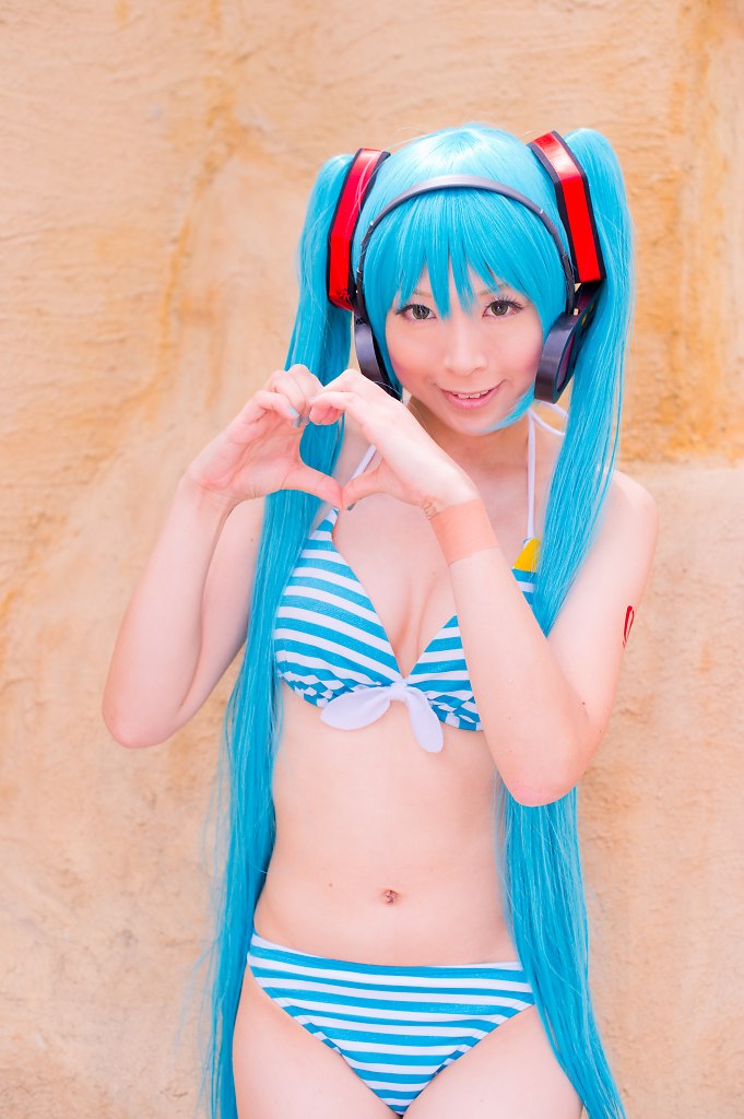 Hatsune Miku (Bikini Ver.)