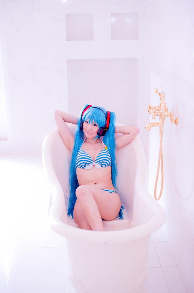 Hatsune Miku (Bikini Ver.)