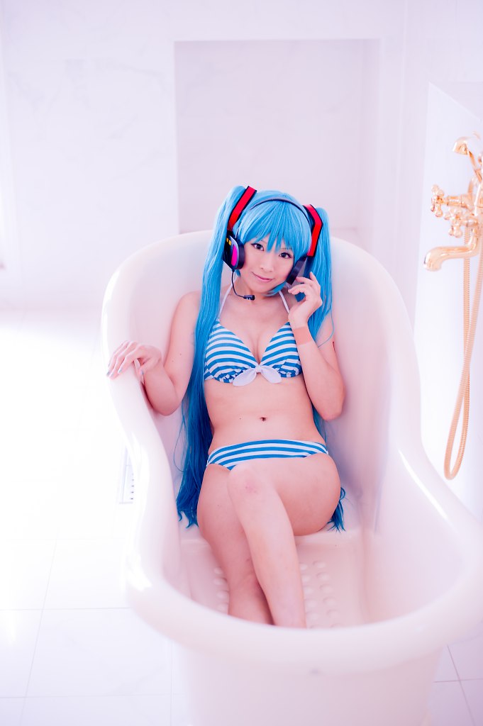 Hatsune Miku (Bikini Ver.)