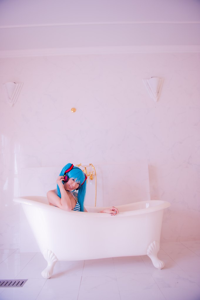 Hatsune Miku (Bikini Ver.)