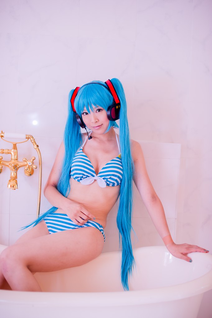 Hatsune Miku (Bikini Ver.)