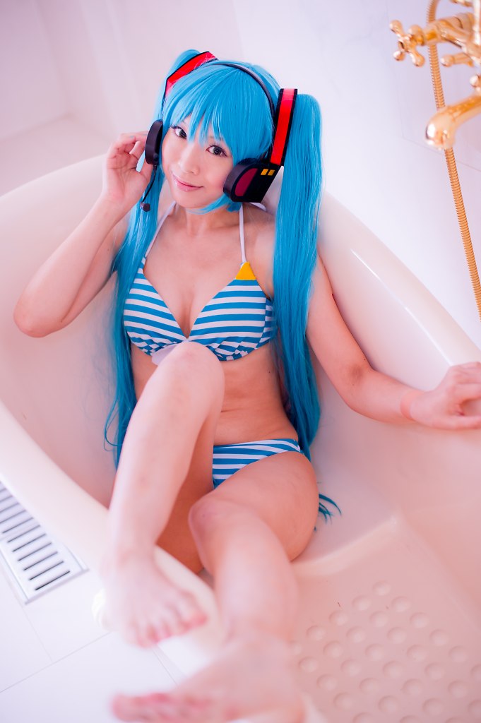 Hatsune Miku (Bikini Ver.)