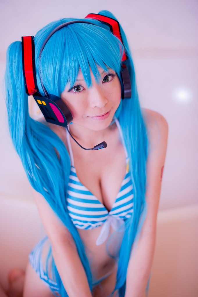 Hatsune Miku (Bikini Ver.)