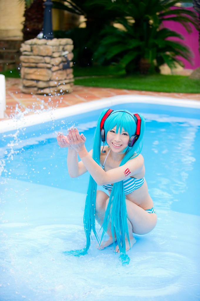 Hatsune Miku (Bikini Ver.)