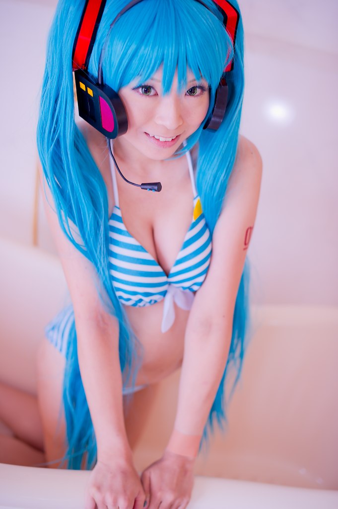 Hatsune Miku (Bikini Ver.)